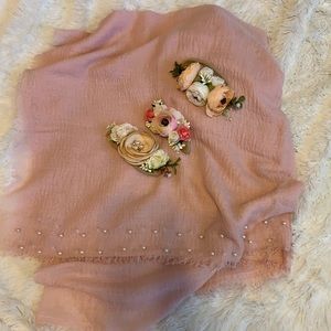 Newborn baby girl photo Prop